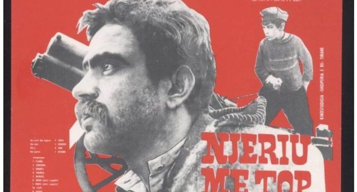 Historia e vërtetë dhe e panjohur e filmit “Njeriu me top”, që shumë pak vetë e dinë