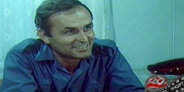 Vrasja misterioze e Agim Shukes, gazetari rrëfen dy pistat e ngjarjes së pazbardhur dhe ku jetojnë sot fëmijët e aktorit të dashur