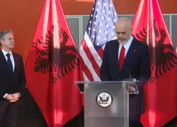 “Sot dikatatori që e ndërtoi po rrotullohet në varr”, Rama pret Blinken te Piramida: Shtëpia e shqiptarit, është shtëpia e mikut