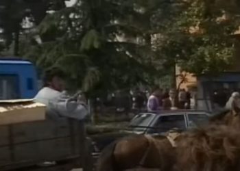 Pamje të rralla! Nostalgji apo dhimbje? Ja si dukej Shqipëria në vitin 1993 (Video)