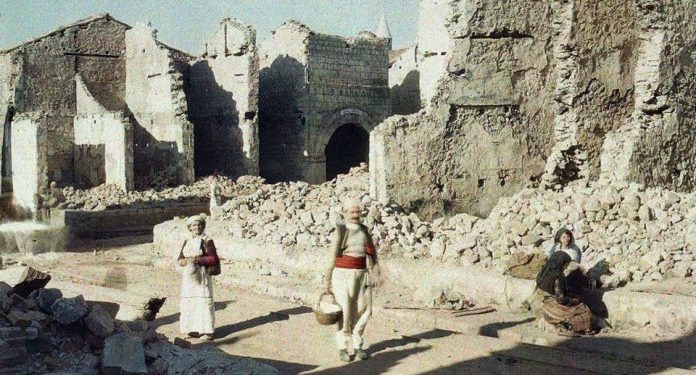 Pse gruaja shqiptare ecte pas burrit?