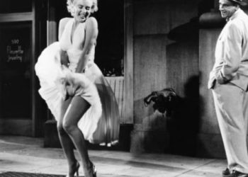 Historia që fshihet pas këtij momenti ikonik: Si u realizua fotografia e famshme e Monroes?
