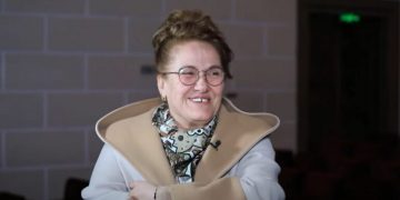 Rrëfen momentin më të vështirë në jetë, përlotet Rita Gjeka: Dola me telefon në skenë që ai…