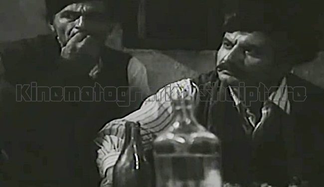 Në kujtim të regjizorit dhe aktori të teatrit “Aleksandër Moisiu” të qytetit të Durrësit  “Artistit të Merituar” Vangjel Heba