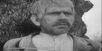 Aktori nga Tivari Ndrek Prela, gjyshi i “msusit” që u mëkoi shkodranëve shpirtin e tij të madh, sot ka ditëlindjen