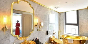 Brenda hotelit më të ri në Vietnam, aty ku çdo gjë është e veshur me ar 24 karatësh