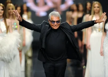 Roberto Cavalli, stilisti i teprisë, ka vdekur në moshën 83 vjeçare