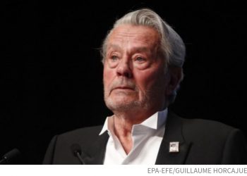 Jeta e vështirë e Alen Delon: Fëmijët zihen për pasuritë 200 milionë euro, ai vuan pambarimisht me shëndetin