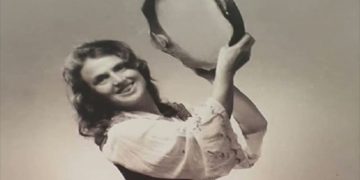 Mbretëresha e këngës popullore të Shqipërisë së mesme Fitnete Rexha sot do festonte 91 vjetorin