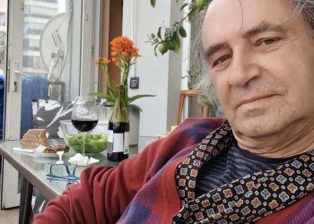 Buka, për ne shqiptarët është sinonim i ekzistencës! Mevlan Shanaj me nostalgji: Kur isha i mitur rrija pranë nënës, që të ma lynte bukën e zezë me kafe!