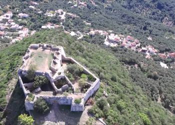 VIDEO/ Brënda shtëpisë gjigande të Hankos në Greqi