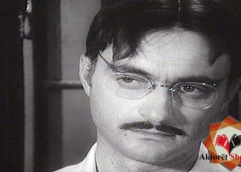 Zhani Ziçishti aktori i plejadës së aktorëve brilant korçarë sot festoi ditën e lindjes