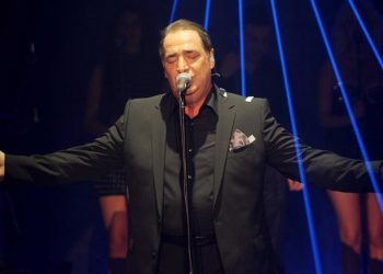 Hapet pas 5 muajsh testamenti i Vassilis Karras: Kujt ia lë pasurinë këngëtari grek?