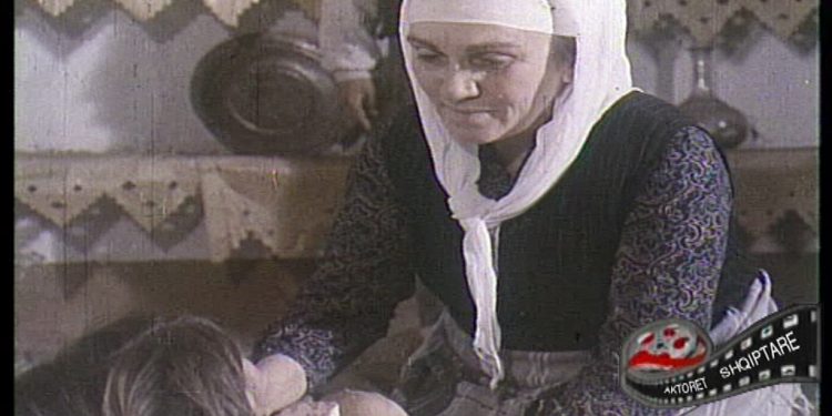 Marta Burda aktorja e madhe që i dha dritë çdo gruaje në rolin e nënës sot kishte ditëlindjen