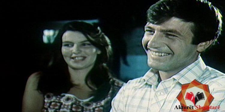 Aktori Sokol Angjeli festoi ditëlindjen, i urojmë të festojë sa më shumë vite të tjera