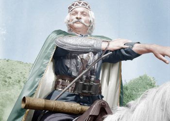 Nëntë vjet pa  xha Sulo “Kapedanin”, “Artistin e Popullit” Albert Vërria