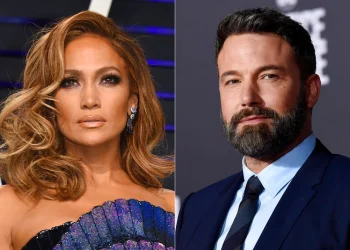 I afërmi i Jennifer Lopez plas “bombën”: Ndihet e tradhtuar dhe e tërbuar me Ben Affleck pas ndarjes. Ai e bindi atë që të…