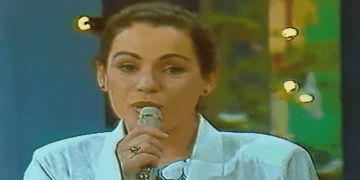 Prekse: Fëmijëria e “vrarë” e Ema Qazimit me motrat në jetimore! Nënën e kishte gjallë… por nuk mundi ta takonte kurrë më