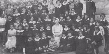 Drama e panjohur e të ikonave të artit që u rritën në jetimore, nga Kadri Roshi tek Margarita Xhepa dhe …