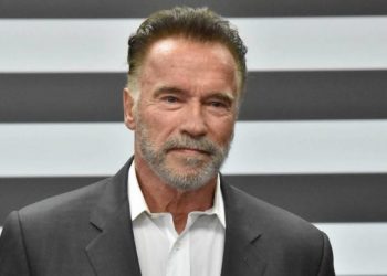 Ikonike nga Arnold Schwarzenegger:  Beso në vete pavarësisht se çfarë mendojnë të tjerët