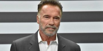 Ikonike nga Arnold Schwarzenegger: Beso në vete pavarësisht se çfarë mendojnë të tjerët