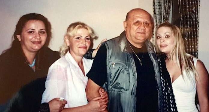 “Sa më mungon babi…”! Letra emocionuese e vajzës së Ferdinand Radit