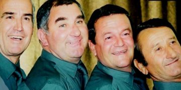 Historia e 4 parodistëve të Vlorës treguar nga një prej pjestarëve të grupit “famoz”