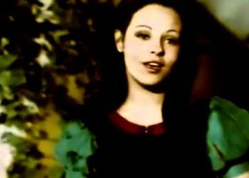 54 vite më pas… Si duket sot “Borëbardha” e 7 xhuxhave?