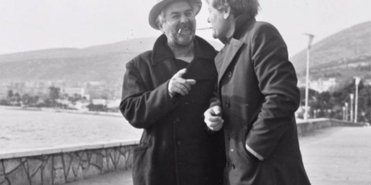 Pse u vetëvra Sandër Prosi? Kolegu tregon me dhimbje tentativën e parë të aktorit të madh për t’i dhënë fund jetës