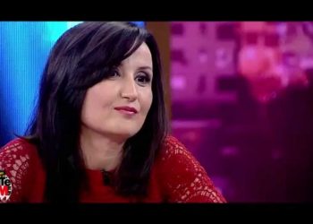 “Ponja” e Portokallisë tregon për jetën e saj:  Më vranë nënën dhe askush nuk u dënua! Padrejtësia e frikshme  më largoi nga Shqipëria