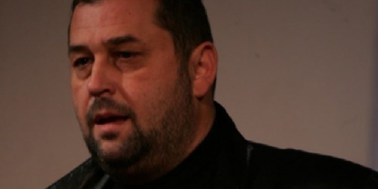 Kujtojmë sot me nostalgji dhe dhimbje Gjergj Xhuvanin regjisorin e talentuar shqiptar në ditlindjen e tij që hyri në çmimet Oskar