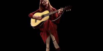 Dymbëdhjetë herë fituese e Festivalit të RTSH-së! Nostalgji për Vaçe Zelën