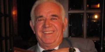 Sot një nga ikonat e humorit shqiptarë Skënder Sallaku do festonte ditën lindjes