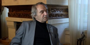 Mevlan Shanaj i shkruan Robert Ndrenikës: O babloku im, si ka mundësi që ty të duan të gjithë? Ke lindur me këmishë o kokë madh