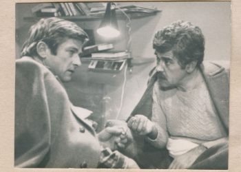 Ja mirëmëngjesi nga Llanua dhe Zenuni, që janë ngrit pa gdhirë dhe qajnë hallet