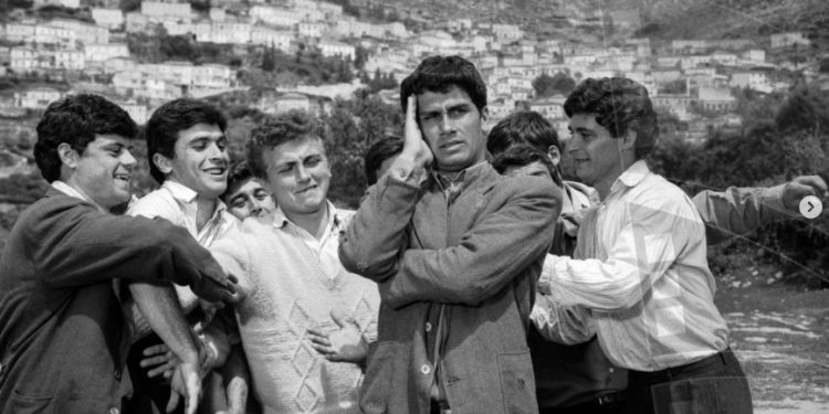 Foto nga shesh xhirimi i filmit artistik shqiptar “Gurët e shtëpisë sime”