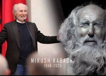 Jeta e një aktori brilant që sot do festonte 77 vjetorin!  Rrëfimi gozhdues i Mirush Kabashit para se të largohej nga kjo botë!