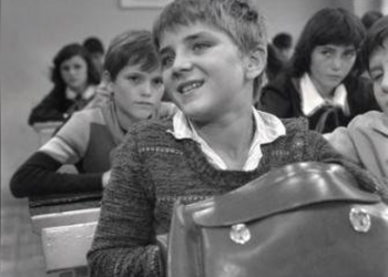 “Shoku ynë Tili”, aktori Arben Latifi feston 57 vjetorin e lindjes si gjysh largë Shqipërisë