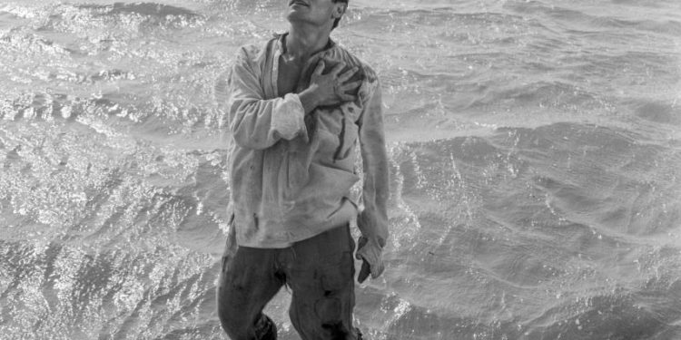 Vlashi, kjo foto që i ndryshoi emrin aktorit brilant Alfred Bualoti