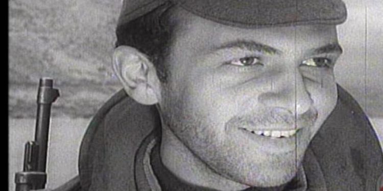 Kolosi i skenës dhe i ekranit Rikard Ljarja nuk bëri kurrë të “persekutuarin”: Ishte diktatur por për mua jo, kam jetuar mirë! Sot ka perversitete brenda familjes, llahtarina