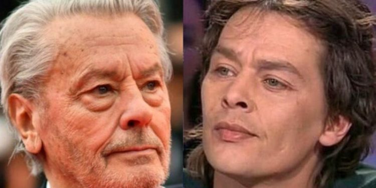 “Thjesht fjeta me nënën tënde”! Tragjedia e djalit të paligjshëm të Alain Delon: Nuk e njohu kurrë, vdiq vetëm dhe i harruar