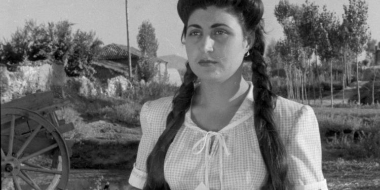 Kujtojmë me nostalgji ditën e lindjes së aktores ikonë Esma Agolli