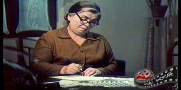 Violeta Manushi: Kemi qenë të varfër, por kemi jetuar me punë dhe me nder, duke lënë pas emrin e mirë