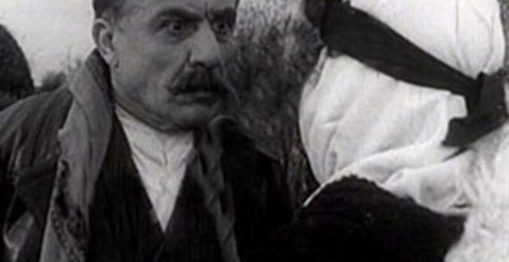 Kujtojmë Loro Kovaçin! Rrobaqepësi që u bë aktor profesionist për të na lënë figura artistike të papërsëritshme