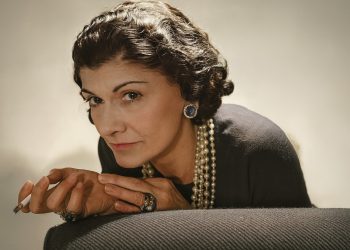Pak histori nga jeta e Coco Chanel: “Çfarë arome ka guximi”? Në jetimore nuk doja vetëm të mbijetoja..doja të fluturoja.