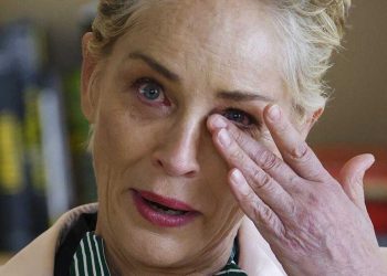 E madhja Sharon Ston: “Në të njëzetat zemërohesha, në të tridhjetat shqetësohesha, në të dyzetat pyesja veten “pse”…. dhe vuaja