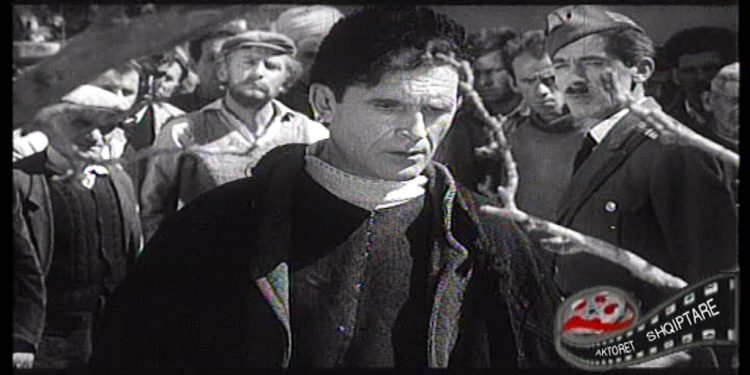 Si sot 16 vite më parë u nda nga jeta Vani Trako pjesë e “dinastisë” se aktorëve brilantë korçarë të skenës dhe ekranit