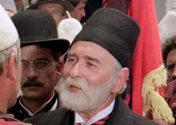 Sot dita e lindjes së gjigandit të filmit shqiptar, “Artistit të Popullit” Sandër Prosi!
