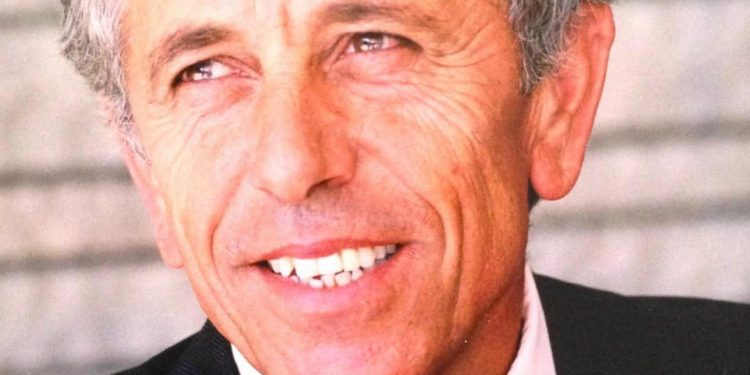 Todi Llupi, mjeshtër i madh, një nga aktorët më të dashur të estradës shqiptare