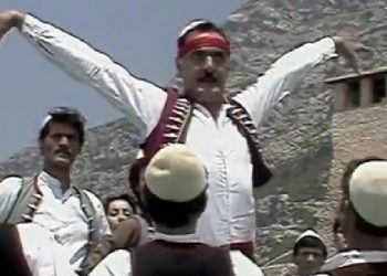 90 vjet më parë lindi legjenda e Valles Popullore shqiptare artisti i paarritshëm Besim Zekthi